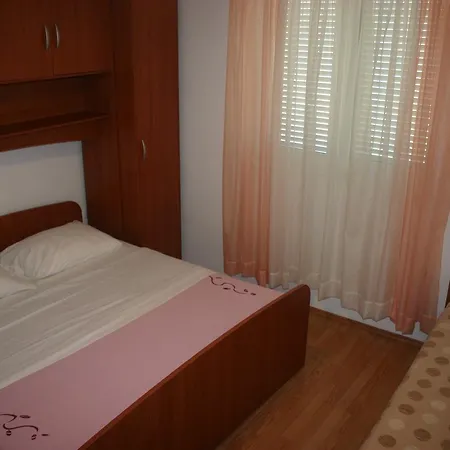 Two-bedroom In Barbat V * Barbat na Rabu